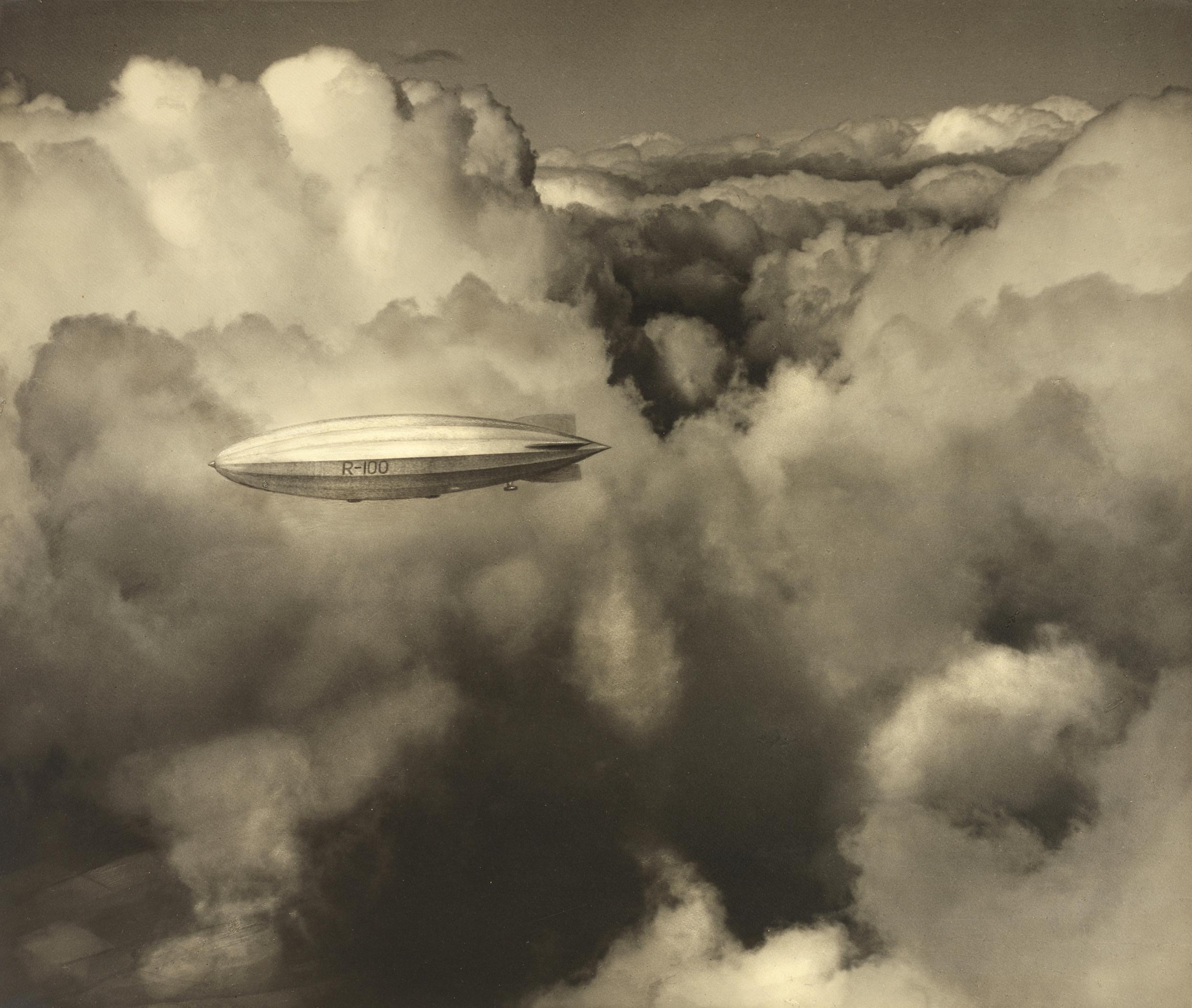 Alfred G. Buckham R100 c. 1920, courtesy of the Scottish National Portrait Gallery.